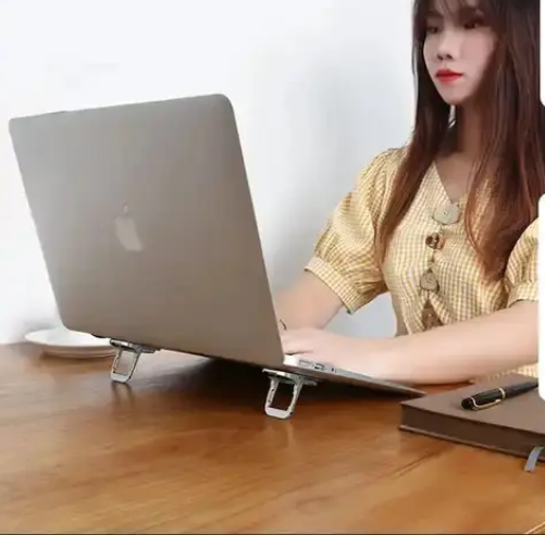 Mini soporte para laptop