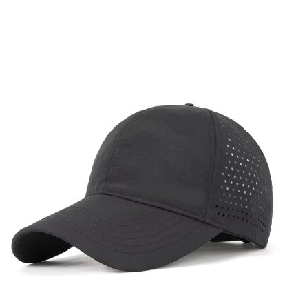 Gorra deportiva microperforada