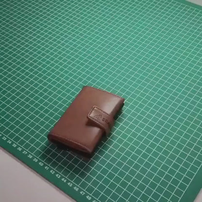 Billetera trifold modelo Aser
